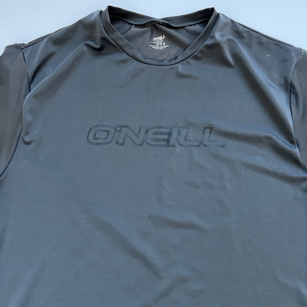 O'Neill Men's Charcoal Rash Guard shirt - Picture 2 of 4